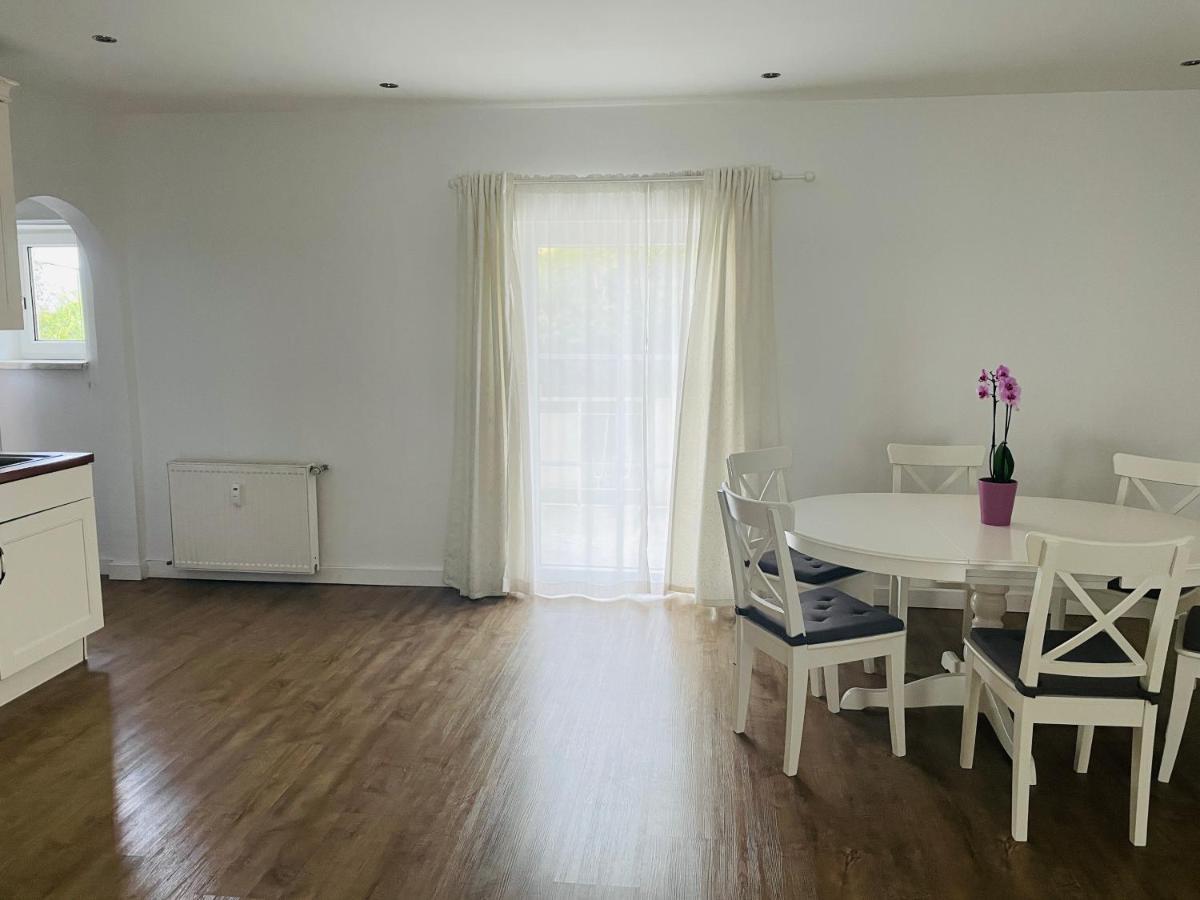 וולדן אם וורתרסי Velden Pool Appartement מראה חיצוני תמונה